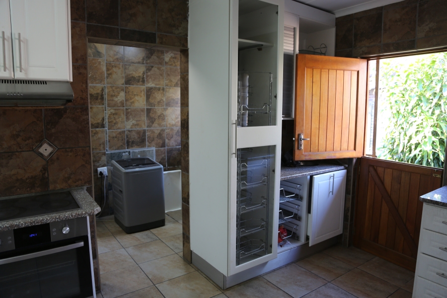 4 Bedroom Property for Sale in Dorchester Heights Eastern Cape